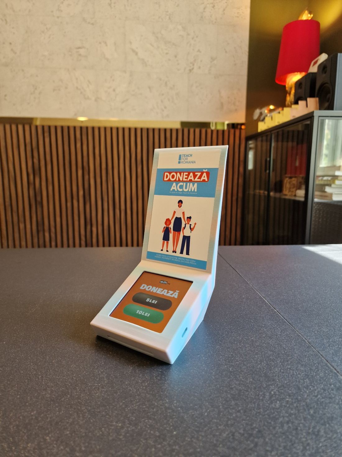 A white box with a blue campaign panel and a donation interface