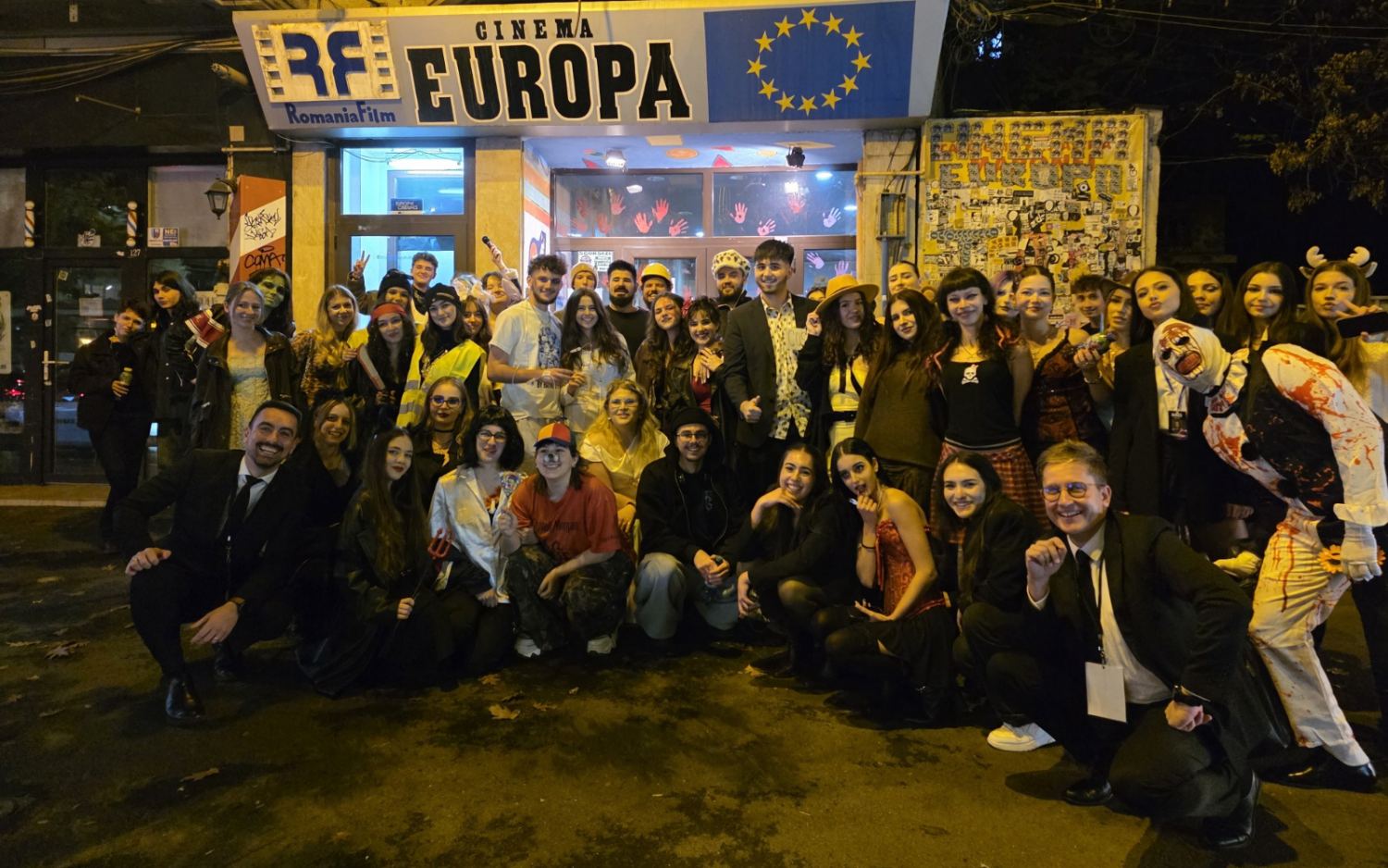 The Cinema Europa community in costume, at the Calea Moșilor entrance