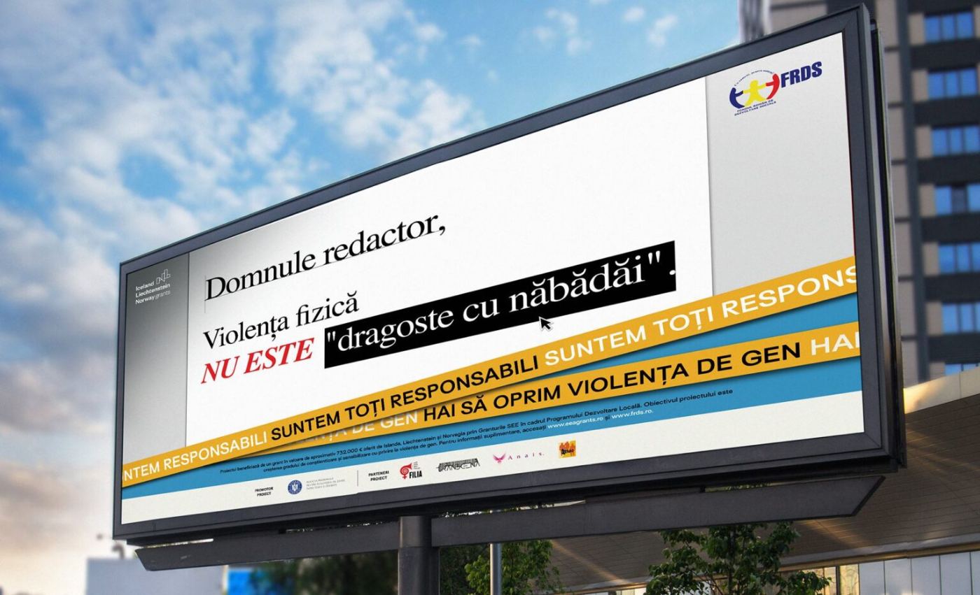 Vizual din portofoliul Colorbitor, cu un afiș adresat jurnaliștilor, prezentat pe un panou exterior